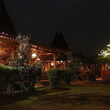 Joglo Ayem Tentrem Prambanan Dış mekan fotoğraf